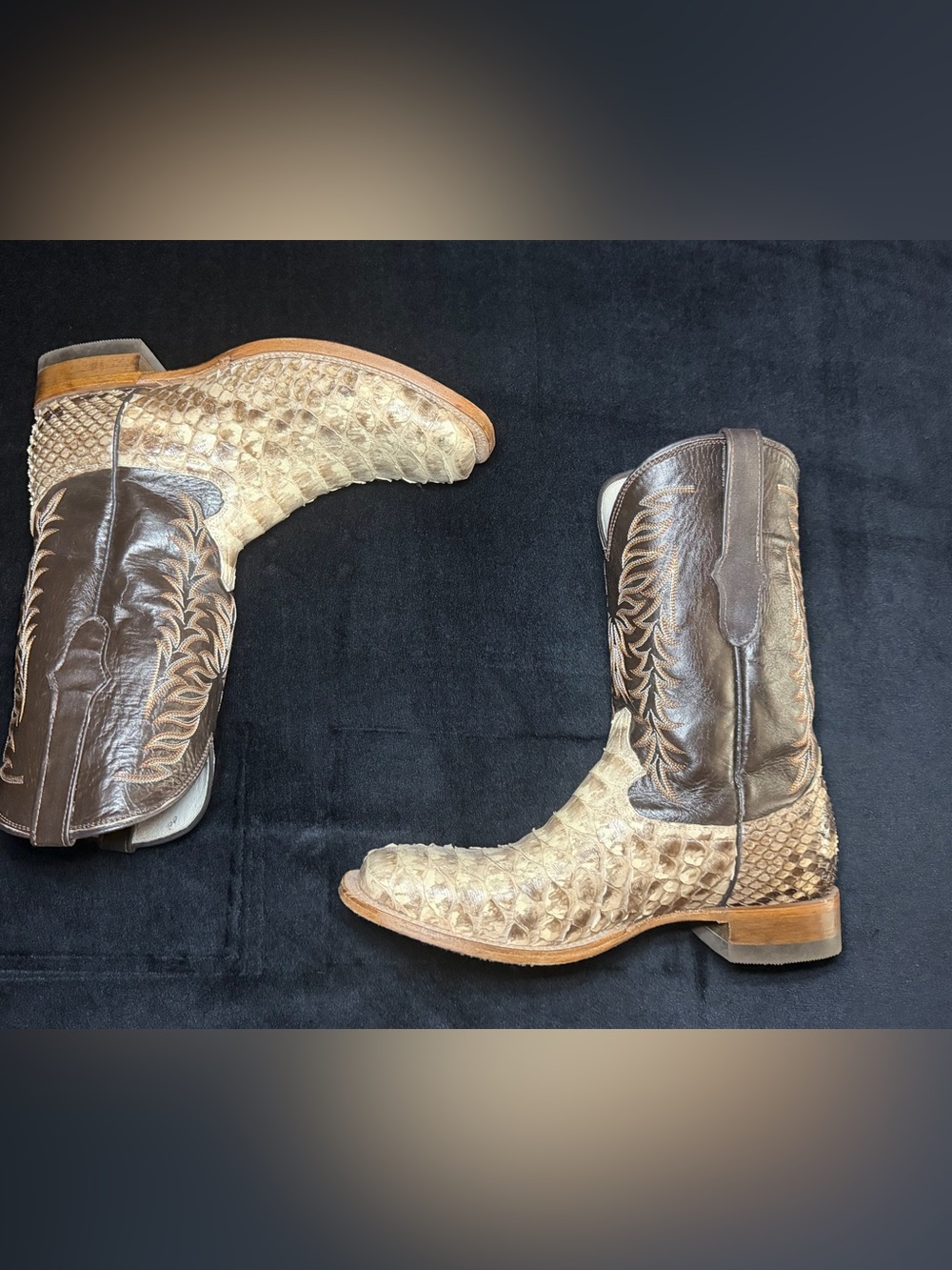 Size 9 men boots